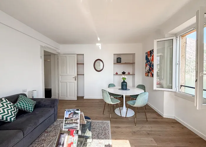Peroni - View House Argegno